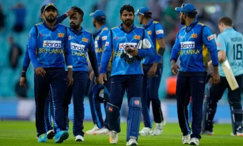 ഇന്ത്യയുടെ ശ്രീലങ്കന് പര്യടനം; ശ്രീലങ്കന് ക്രിക്കറ്റ് ബോര്ഡ് നേടിയത് 100 കോടിയിലേറെ ഇന്ത്യയുടെ ശ്രീലങ്കന് പര്യടനം; ശ്രീലങ്കന് ക്രിക്കറ്റ് ബോര്ഡ് നേടിയത് 100 കോടിയിലേറെ