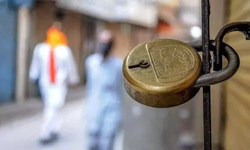 ഇനി വാര്ഡാകെ അടച്ചിടില്ല; ട്രിപ്പിൾ ലോക്ഡൗൺ മാനദണ്ഡത്തിൽ മാറ്റം ഇനി വാര്ഡാകെ അടച്ചിടില്ല; ട്രിപ്പിൾ ലോക്ഡൗൺ മാനദണ്ഡത്തിൽ മാറ്റം