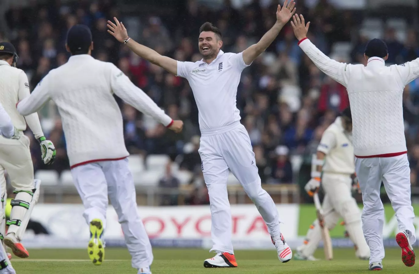 ആൻഡേഴ്‌സന് അഞ്ചു വിക്കറ്റ്; ആദ്യ ഇന്നിങ്‌സിൽ ഇന്ത്യ 364ന് പുറത്ത്