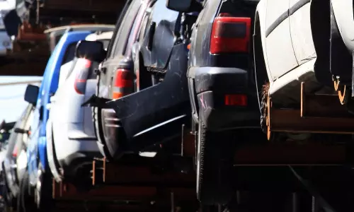 എല്ലാ പഴയ വാഹനവും പൊളിച്ചുമാറ്റേണ്ട; പൊളിക്കുന്ന ഉമടകൾ പുതിയ കാർ വാങ്ങുമ്പോൾ ഡിസ്‌കൗണ്ട്