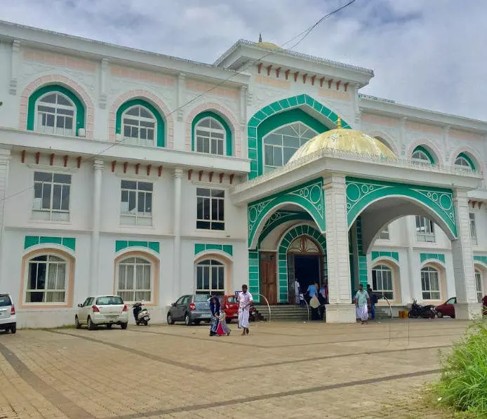 ഐ.എന്‍.എല്ലിനെ ഒഴിവാക്കി സർക്കാർ ഹജജ് കമ്മിറ്റി പുനഃസംഘടിപ്പിച്ചു