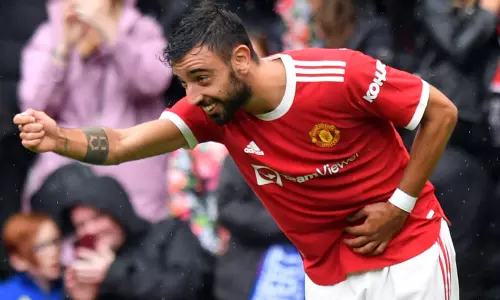 പ്രീമിയര്‍ ലീഗില്‍ പ്രമുഖര്‍ക്ക് ജയത്തുടക്കം; ബ്രൂണോ ഫെര്‍ണാണ്ടസിന് ഹാട്രിക്