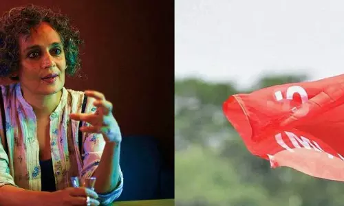 സിപിഎമ്മിന് സ്റ്റാലിനിസ്റ്റ് പ്രവണതയുണ്ട്; ഭരണത്തുടർച്ച അസ്വസ്ഥപ്പെടുത്തുന്നുവെന്ന് അരുന്ധതി റോയ്