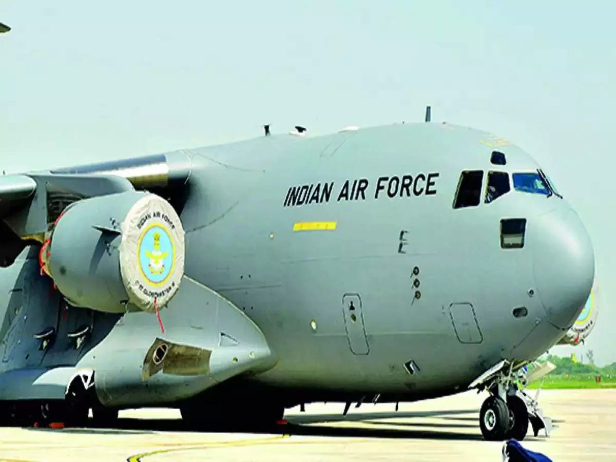 അഫ്ഗാനിലെ ഇന്ത്യന്‍ എംബസി അടച്ചു; 120 ഇന്ത്യക്കാരുമായി വ്യോമസേന വിമാനം കാബൂളിൽ നിന്ന് പുറപ്പെട്ടു