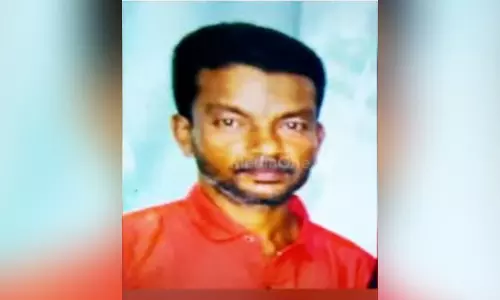 ഭാര്യയെ വെട്ടിക്കൊലപ്പെടുത്തിയ കേസിലെ പ്രതി തൂങ്ങിമരിച്ച നിലയിൽ