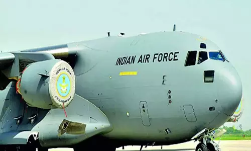 അഫ്ഗാനിലെ ഇന്ത്യന്‍ എംബസി അടച്ചു; 120 ഇന്ത്യക്കാരുമായി വ്യോമസേന വിമാനം കാബൂളിൽ നിന്ന് പുറപ്പെട്ടു