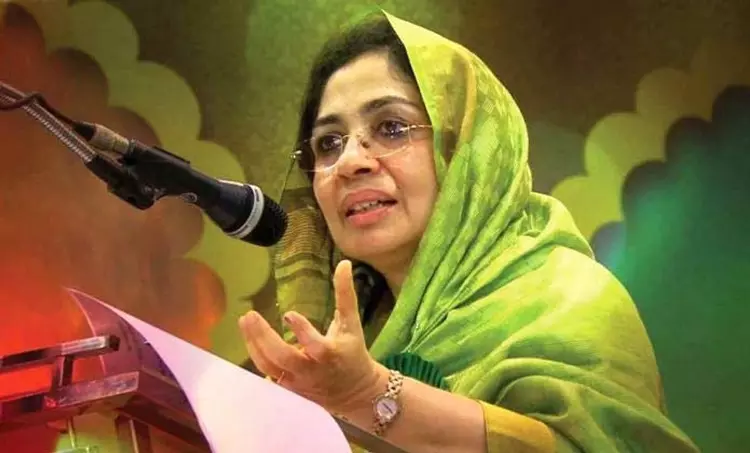 ഹരിത എന്ന സംഘടന വേണമോയെന്ന് ആലോചിക്കണം, പെൺകുട്ടികൾ ലീഗിന്‍റെ ചട്ടക്കൂടിൽ പ്രവർത്തിക്കണം; നൂര്‍ബിന റഷീദ്