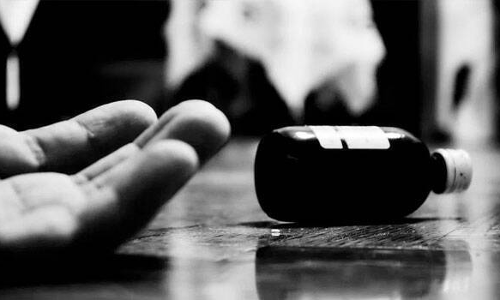 വരുമാനമില്ല, കടം കൊണ്ടു പൊറുതി മുട്ടി; അധ്യാപക ദമ്പതികള്‍ ആത്മഹത്യ ചെയ്തു