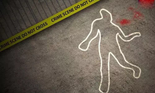 തിരുവനന്തപുരത്ത് അധ്യാപകന്‍റെ മൃതദേഹം കത്തിക്കരിഞ്ഞ നിലയിൽ കണ്ടെത്തി