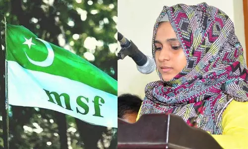 പാർട്ടിയിലും നേതൃത്വത്തിലും വിശ്വാസം, വനിതാകമ്മീഷന്‍ സി.പി.എമ്മിന്‍റെ കളിപ്പാവ;  പരാതിയില്‍ ഒപ്പിടാത്തതിന്‍റെ കാരണം വ്യക്തമാക്കി ഹരിത സംസ്ഥാന ട്രഷറർ