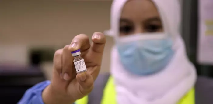 ഒമാന് യാത്രക്കാർക്ക് രണ്ട് ഡോസ് വാക്സിനേഷൻ നിർബന്ധമാക്കി ഒമാന് യാത്രക്കാർക്ക് രണ്ട് ഡോസ് വാക്സിനേഷൻ നിർബന്ധമാക്കി