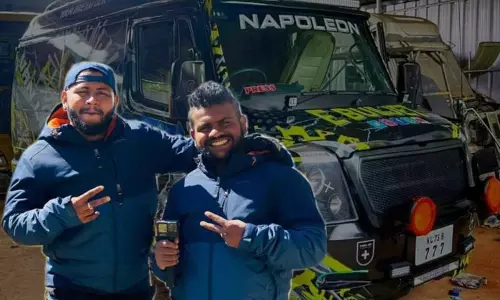 ഇ ബുള്‍ ജെറ്റ് വിഷയത്തില്‍ പ്രകോപനപരമായ പോസ്റ്റിട്ടവർക്കെതിരെ കേസ്