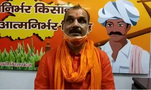 ഇവിടെ ജീവിക്കാൻ ഭയമുള്ളവർ അഫ്ഗാനിലേക്ക് പോകൂ: വിവാദ പ്രസ്താവനയുമായി ബി.ജെ.പി എം.എൽ.എ ഇവിടെ ജീവിക്കാൻ ഭയമുള്ളവർ അഫ്ഗാനിലേക്ക് പോകൂ: വിവാദ പ്രസ്താവനയുമായി ബി.ജെ.പി എം.എൽ.എ