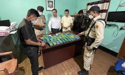 സോപ്പുപെട്ടികളില് ഒളിപ്പിച്ച നിലയില് മയക്കുമരുന്ന്; പിടികൂടിയത് നാലരക്കോടിയുടെ ഹെറോയിന് സോപ്പുപെട്ടികളില് ഒളിപ്പിച്ച നിലയില് മയക്കുമരുന്ന്; പിടികൂടിയത് നാലരക്കോടിയുടെ ഹെറോയിന്