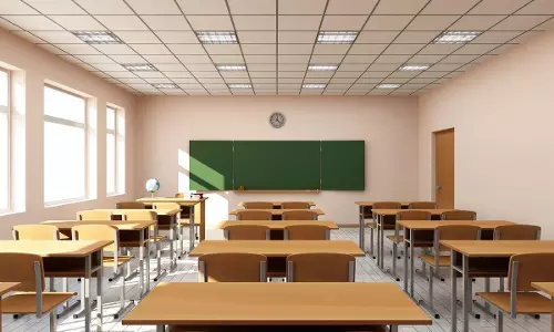 ആൺ, പെൺ വ്യത്യാസമില്ലാതെ ഇരിപ്പിടം;  ജെൻഡർ ന്യൂട്രാലിറ്റി കരിക്കുലത്തിൽ കൊണ്ടുവരാനുള്ള നീക്കമാണെന്ന് വിസ്ഡം