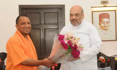 യോഗി ആദിത്യനാഥ് ഡല്ഹിയില്; അമിത് ഷായുടെ വസതിയില് ഉന്നതതല യോഗം യോഗി ആദിത്യനാഥ് ഡല്ഹിയില്; അമിത് ഷായുടെ വസതിയില് ഉന്നതതല യോഗം