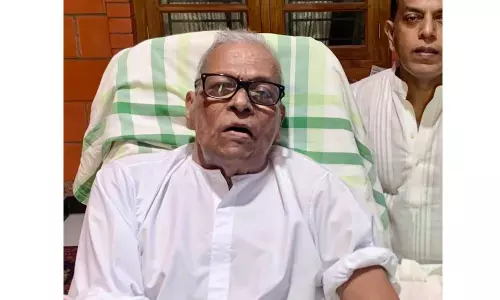 വി.എസ് അച്യുതാനന്ദന്‍ കുടുംബത്തോടൊപ്പം ഓണമാഘോഷിച്ചു