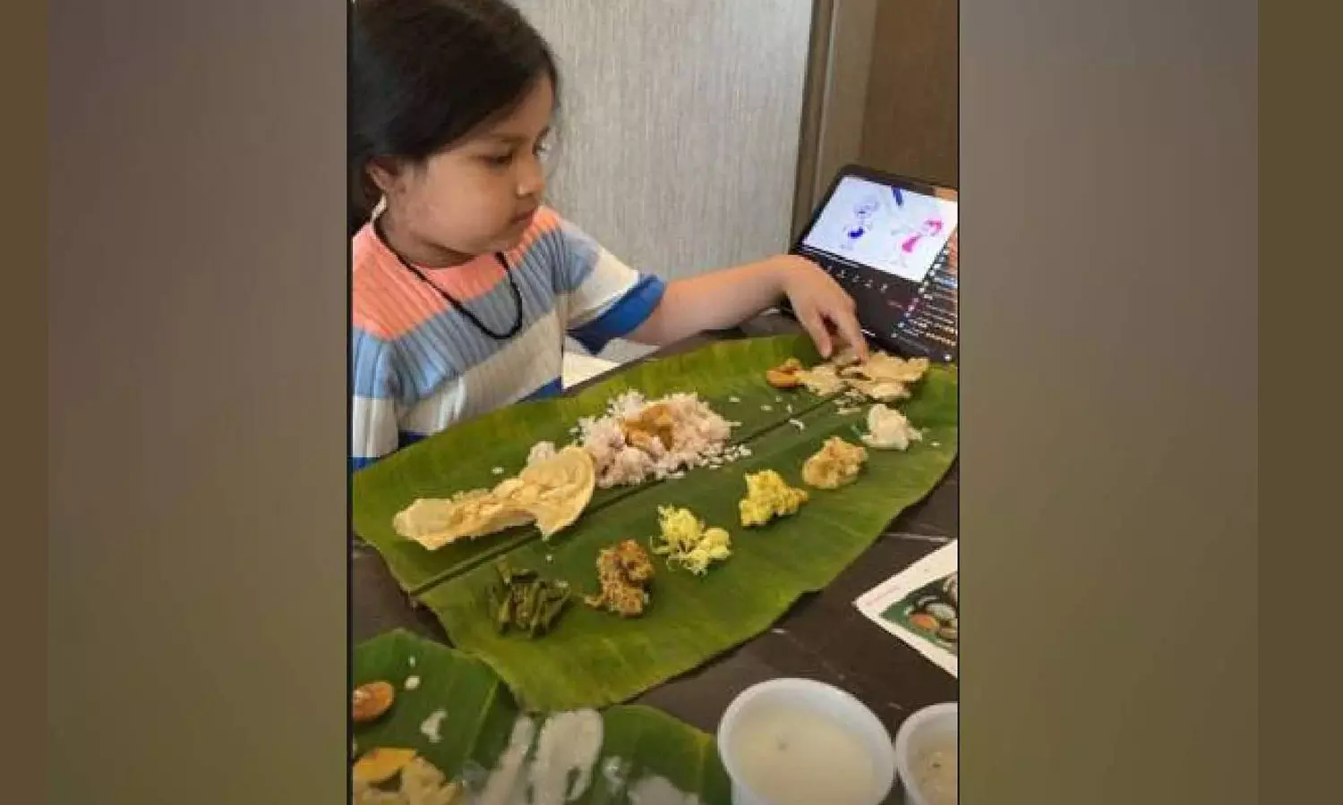 കുടുംബത്തോടൊപ്പം ഓണമാഘോഷിച്ച് ധോണിയും; ചിത്രങ്ങള്‍ കാണാം