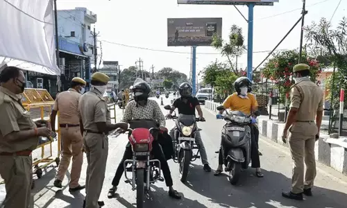 ലോക്ഡൗണില് കൂടുതല് ഇളവുകളുമായി തമിഴ്നാട്; തിയറ്ററുകളും വിദ്യാഭ്യാസ സ്ഥാപനങ്ങളും തുറക്കും ലോക്ഡൗണില് കൂടുതല് ഇളവുകളുമായി തമിഴ്നാട്; തിയറ്ററുകളും വിദ്യാഭ്യാസ സ്ഥാപനങ്ങളും തുറക്കും