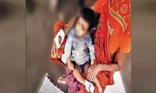 കൊച്ചുമകളെ വായിലാക്കി പുലി; അതിസാഹസികമായി കുഞ്ഞിനെ രക്ഷിച്ച് മുത്തശ്ശിയും മുത്തച്ഛനും