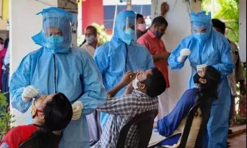 നാലാഴ്ച അതീവ ജാഗ്രത വേണം, ഇന്ന് അടിയന്തരയോഗം