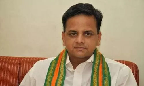 ലൈംഗിക വീഡിയോ ചാറ്റ് ലീക്കായി; ബിജെപി തമിഴ്‌നാട് സെക്രട്ടറി കെ.ടി രാഘവൻ രാജിവച്ചു