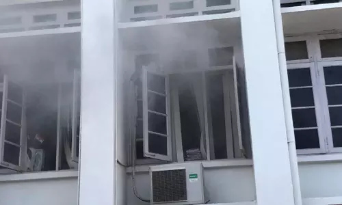 സെക്രട്ടറിയേറ്റില്‍ തീപ്പിടിത്തമുണ്ടായത് ഫാന്‍ മോട്ടോര്‍ ചൂടായി പ്ലാസ്റ്റിക് ഉരുകി വീണ്; അട്ടിമറിയില്ലെന്ന് അന്വേഷണ റിപ്പോർട്ട്