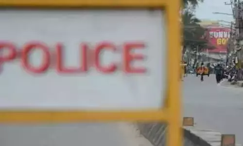 മധ്യപ്രദേശില്‍ മുങ്ങിമരിച്ചയാളെ മരത്തില്‍ തലകീഴായി കെട്ടിത്തൂക്കി