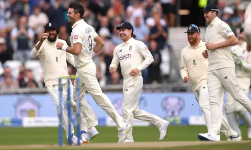 ഇംഗ്ലീഷ് പടക്ക് മുന്നില്‍ കവാത്ത് മറന്നു; ഇന്ത്യ 78 റണ്‍സിന് ഓള്‍ ഔട്ട്