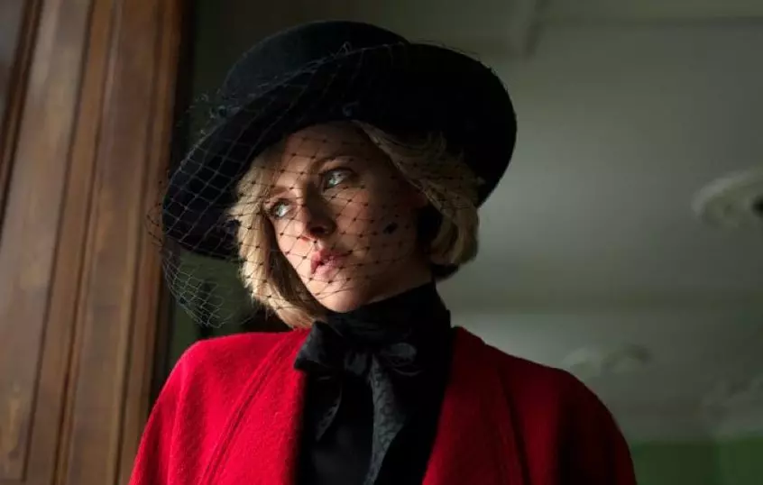 ഡയാന മേക്കോവറില് ഞെട്ടിച്ച് സ്റ്റെവാര്ട്ട്; സ്പെന്സറിന്റെ ടീസര് പുറത്തിറങ്ങി ഡയാന മേക്കോവറില് ഞെട്ടിച്ച് സ്റ്റെവാര്ട്ട്; സ്പെന്സറിന്റെ ടീസര് പുറത്തിറങ്ങി