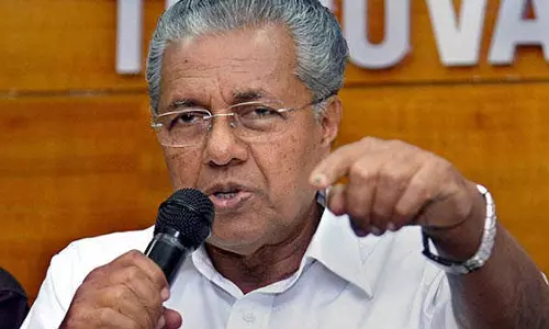 പ്രതിരോധത്തിൽ കേരള മാതൃക തെറ്റെങ്കിൽ ഏത് മാതൃകയാണ് സ്വീകരിക്കേണ്ടത്? വിമർശനങ്ങള്‍ക്ക് മറുപടിയുമായി മുഖ്യമന്ത്രി