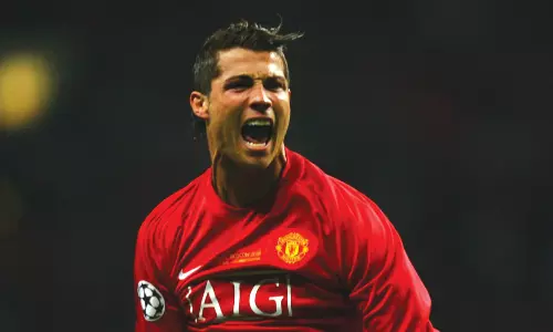 സിറ്റി പിന്മാറി; ക്രിസ്റ്റ്യാനോ മാഞ്ചസ്റ്റർ യുനൈറ്റഡിലേക്ക്