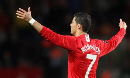 ക്രിസ്റ്റ്യാനോ വാർത്ത അറിയാൻ ആളുകൾ ഇടിച്ചുകയറി; നിശ്ചലമായി യുണൈറ്റഡ് വെബ്‌സൈറ്റ്