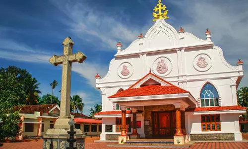 ആരാധനാക്രമം ഏകീകരിക്കാനുള്ള ശ്രമത്തിനെതിരെ അങ്കമാലി അതിരൂപതയിലെ വൈദികരുടെ പ്രതിഷേധം