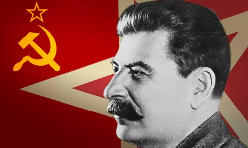 യുക്രയിനിലെ കൂട്ടക്കുഴിമാടങ്ങൾ; ജോസഫ് സ്റ്റാലിൻ വീണ്ടും ചർച്ചയാകുമ്പോൾ