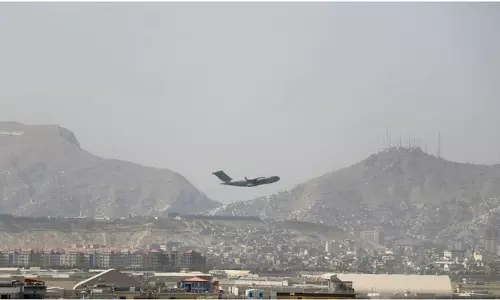 കാബൂള്‍ വിമാനത്താവളത്തിന് സമീപം യു.എസ് വ്യോമാക്രമണം; ഒരു കുട്ടി കൊല്ലപ്പെട്ടു