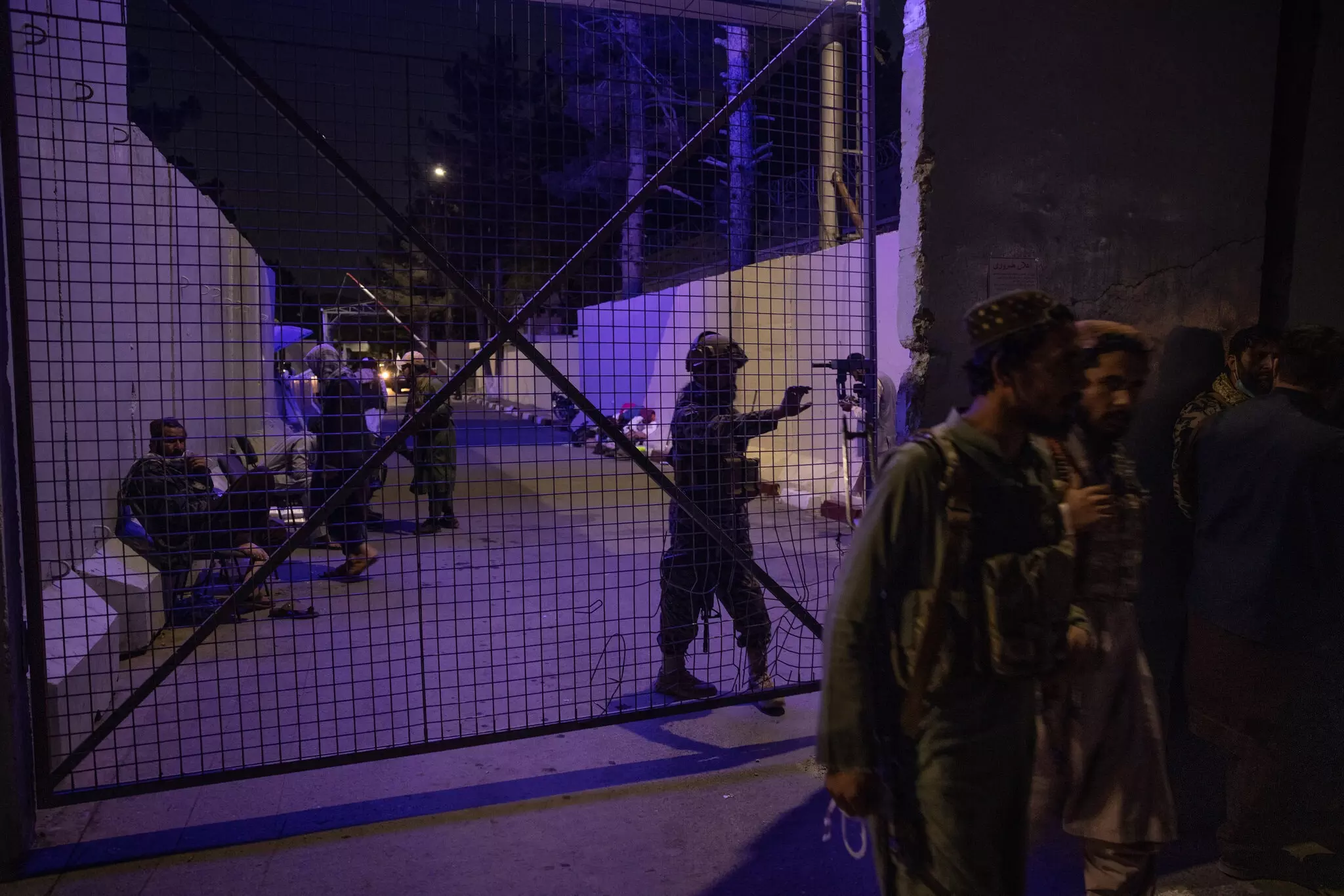 വിദേശസേനകൾക്ക് അഫ്ഗാൻ വിടാനുള്ള അവസാനദിനം നാളെ; താലിബാൻ സർക്കാരിന്റെ പ്രഖ്യാപനം ഉടൻ വിദേശസേനകൾക്ക് അഫ്ഗാൻ വിടാനുള്ള അവസാനദിനം നാളെ; താലിബാൻ സർക്കാരിന്റെ പ്രഖ്യാപനം ഉടൻ