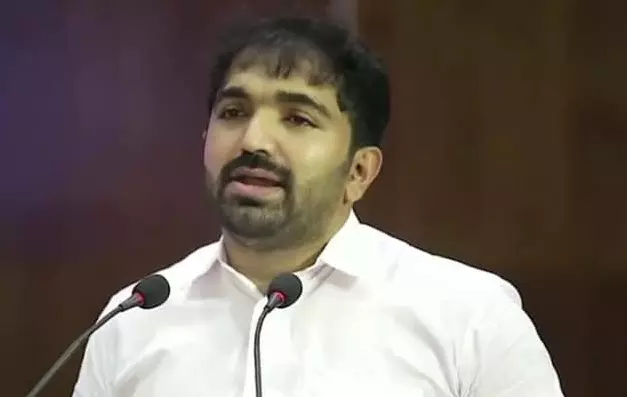 ഡി.സി.സി അധ്യക്ഷ പട്ടിക; ആര്ക്കുവേണ്ടിയും സമ്മര്ദം ചെലുത്തിയിട്ടില്ലെന്ന് ചാണ്ടി ഉമ്മൻ ഡി.സി.സി അധ്യക്ഷ പട്ടിക; ആര്ക്കുവേണ്ടിയും സമ്മര്ദം ചെലുത്തിയിട്ടില്ലെന്ന് ചാണ്ടി ഉമ്മൻ