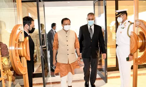 മന്ത്രി വി മുരളീധര​ന്‍റെ ബഹ്​റൈൻ സന്ദർശനത്തിന്​ തുടക്കം