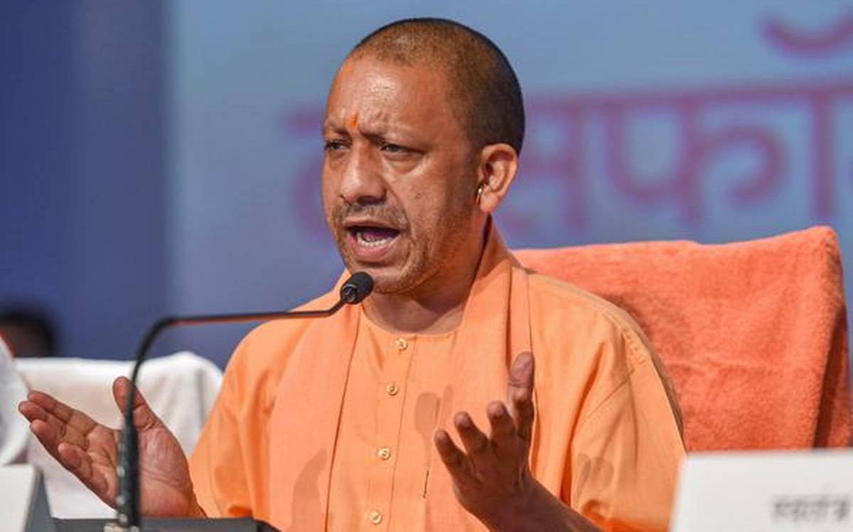 മഥുരയില്‍ മാംസ, മദ്യ വ്യാപാരത്തിന് വിലക്ക്; പകരം പാൽക്കച്ചവടത്തിനിറങ്ങണമെന്ന് യോഗി