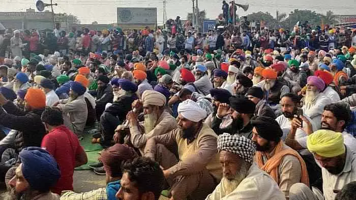 രാം കുമാറിനെതിരെ നടപടിയില്ല; കർഷക പ്രക്ഷോഭത്തെ അധിക്ഷേപിച്ചെന്ന പരാതി തള്ളി