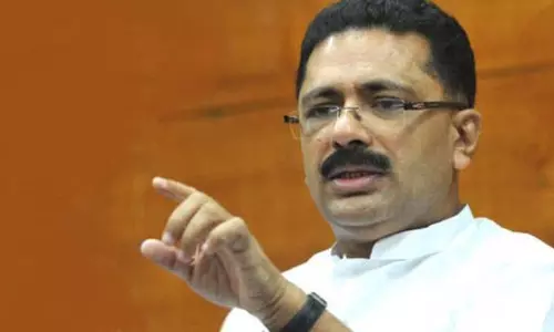 ചന്ദ്രിക കള്ളപ്പണ നിക്ഷേപക്കേസ്; കുഞ്ഞാലിക്കുട്ടിക്കെതിരെ രേഖകള് സമർപ്പിച്ചെന്ന് കെ.ടി ജലീൽ ചന്ദ്രിക കള്ളപ്പണ നിക്ഷേപക്കേസ്; കുഞ്ഞാലിക്കുട്ടിക്കെതിരെ രേഖകള് സമർപ്പിച്ചെന്ന് കെ.ടി ജലീൽ