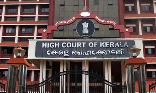 attacks on health workers,ensure 24-hour security in hospitals to prevent attacks on health workers; HC ,ആരോഗ്യപ്രവർത്തകർക്കെതിരായ ആക്രമണം തടയാൻ ആശുപത്രികളിൽ 24 മണിക്കൂറും സുരക്ഷ ഉറപ്പാക്കണമെന്ന്ഹൈക്കോടതി