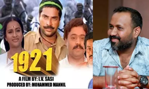 ഇനിയൊരു വാരിയംകുന്നൻ വേണ്ടെന്ന് ഒമർ ലുലു ഇനിയൊരു വാരിയംകുന്നൻ വേണ്ടെന്ന് ഒമർ ലുലു