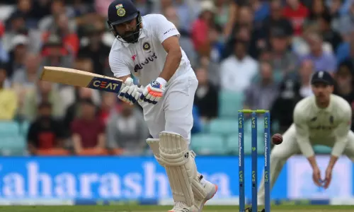 ഒൻപത് റൺസ് ലീഡ്; ഓവലിൽ ഇന്ത്യ തിരിച്ചുവരുന്നു