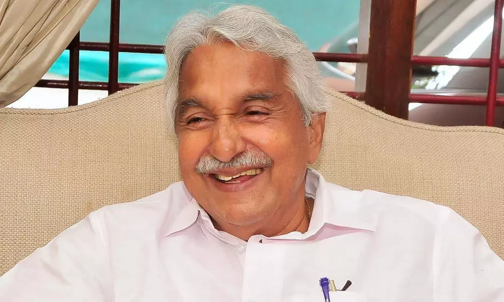 കോൺഗ്രസ് ഫസ്റ്റ്, ഗ്രൂപ്പ് സെക്കൻഡ്: ഉമ്മൻചാണ്ടി