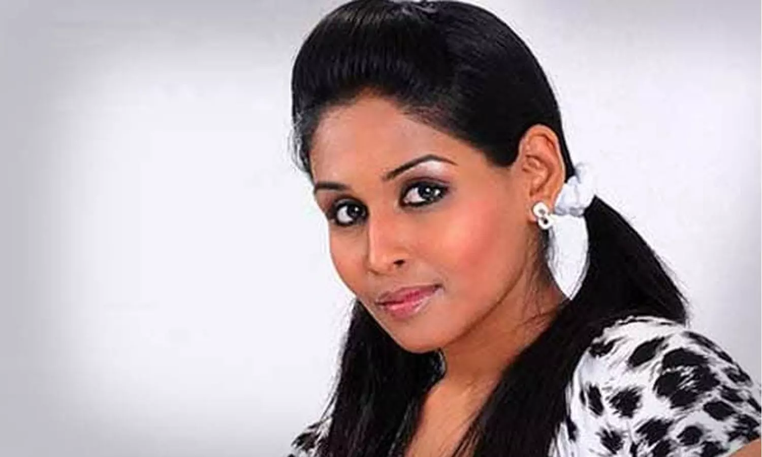 സാമ്പത്തിക തട്ടിപ്പ്: നടി ലീന മരിയ പോള്‍ അറസ്റ്റില്‍