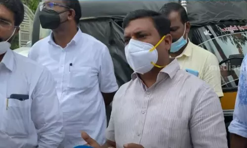 ഏഴ് ദിവസത്തെ നിർബന്ധിത ക്വാറൻ്റൈൻ: കർണാടകയുടെ ഉത്തരവിൽ വലഞ്ഞ് മലയാളി കർഷകർ ഏഴ് ദിവസത്തെ നിർബന്ധിത ക്വാറൻ്റൈൻ: കർണാടകയുടെ ഉത്തരവിൽ വലഞ്ഞ് മലയാളി കർഷകർ