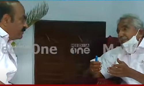 മഞ്ഞുരുക്കത്തിന് ശ്രമം; വി.ഡി സതീശൻ ഉമ്മൻചാണ്ടിയുടെ വീട്ടിൽ