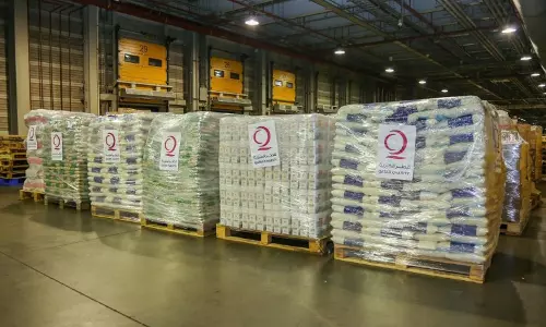 അഫ്ഗാനിസ്ഥാനിലേക്ക്‌ ഭക്ഷണവസ്തുക്കൾ കയറ്റി അയച്ച് ഖത്തര്‍